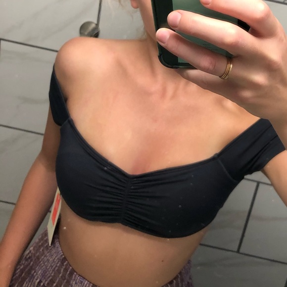 ⚡️⚡️ Maaji reversible top NWT - Picture 6 of 8